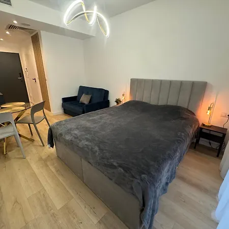 Lägenhet Przy Placu Wolnosci *